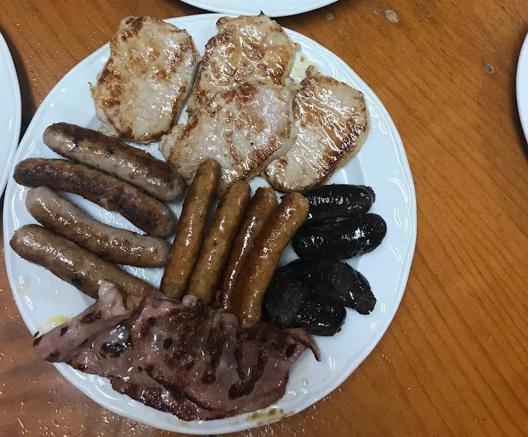 Carne a la brasa Alicante — viandes à la braise du Mesón El Retiro