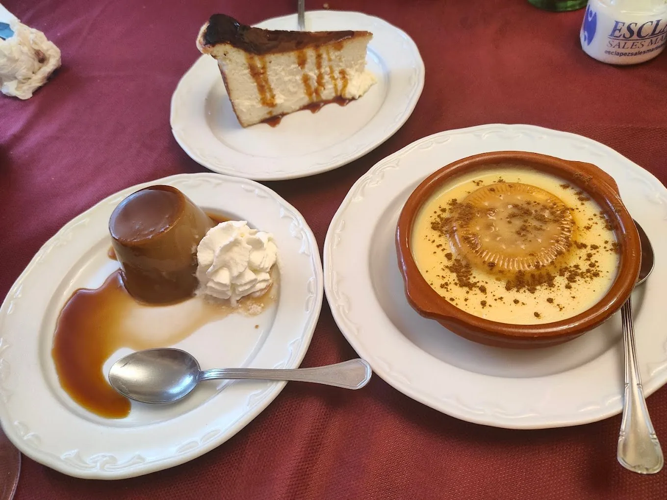 Desserts maison du Mesón El Retiro, restaurant traditionnel à Alicante